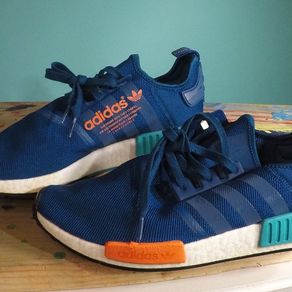 adidas NMD R1 - Picture 4 of 4